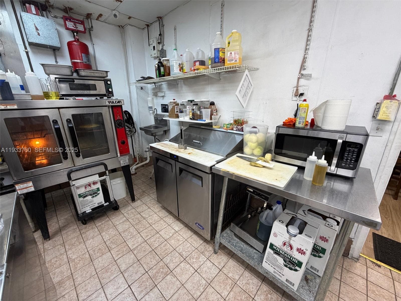 7500 NW 25th St, Miami FL 33122