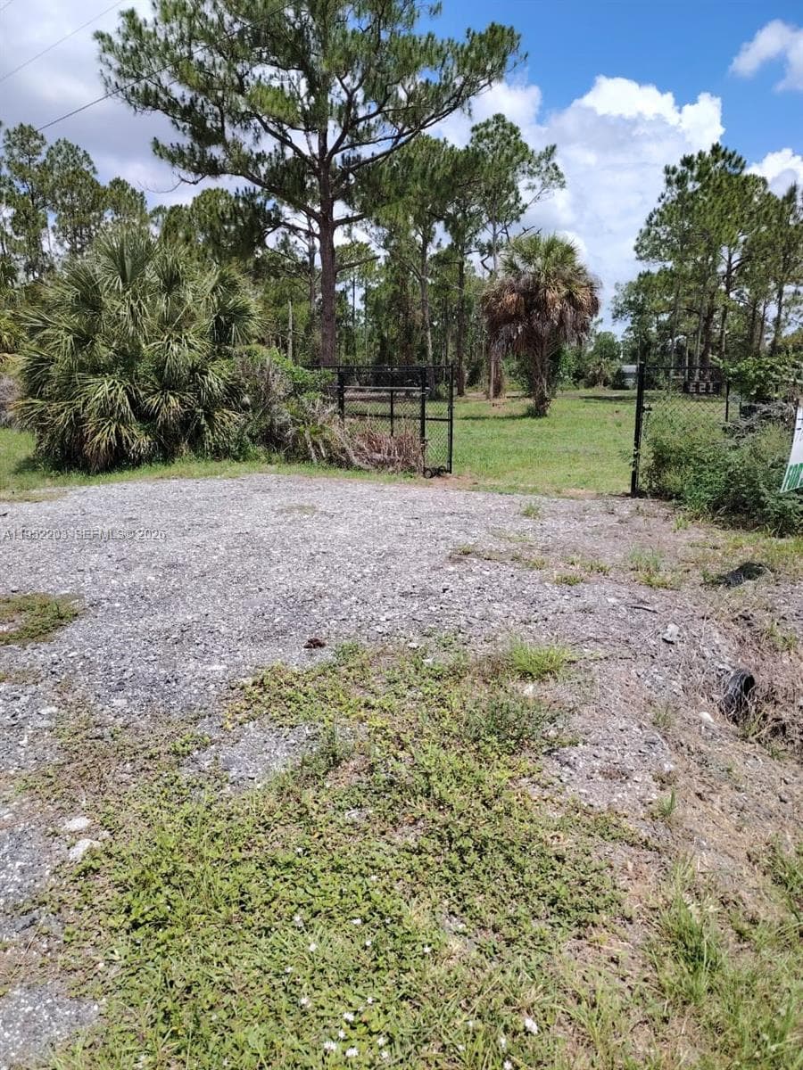 615 621 Hunting Club Ave, Clewiston FL 33440