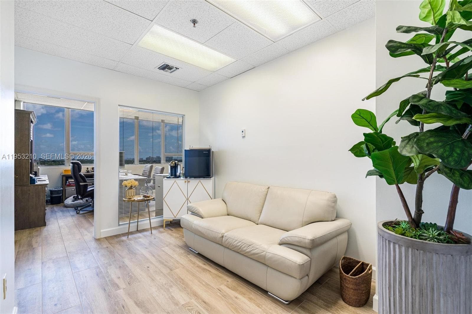 2455 E Sunrise Blvd, Fort Lauderdale FL 33304