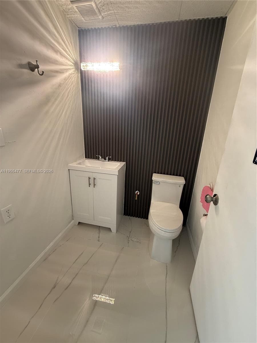 10509 SW 40th St # 10509, Miami FL 33165