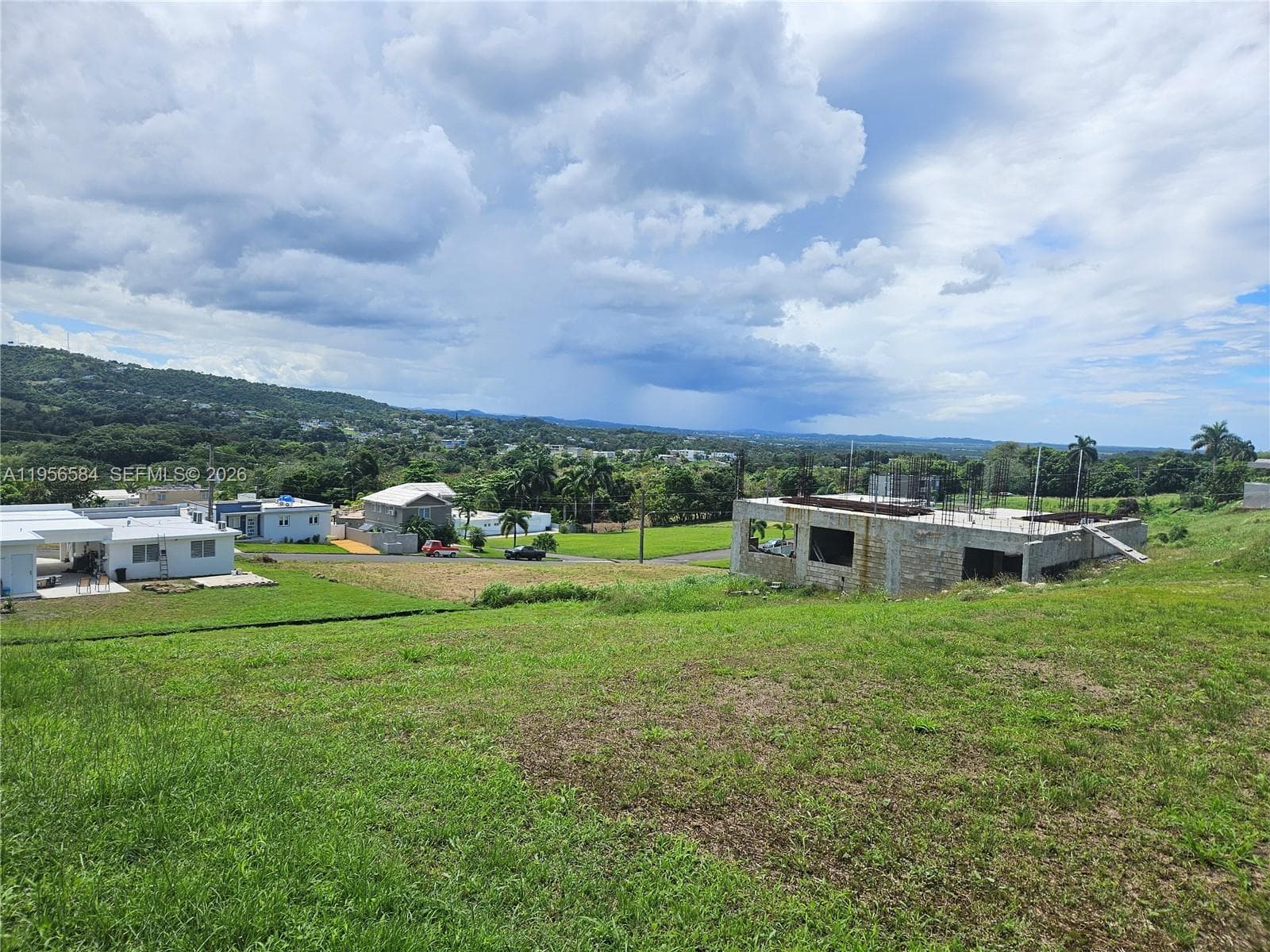 URB MIRADOR DE PALMER . SOLAR 41 RIO GRANDE, PR 00745