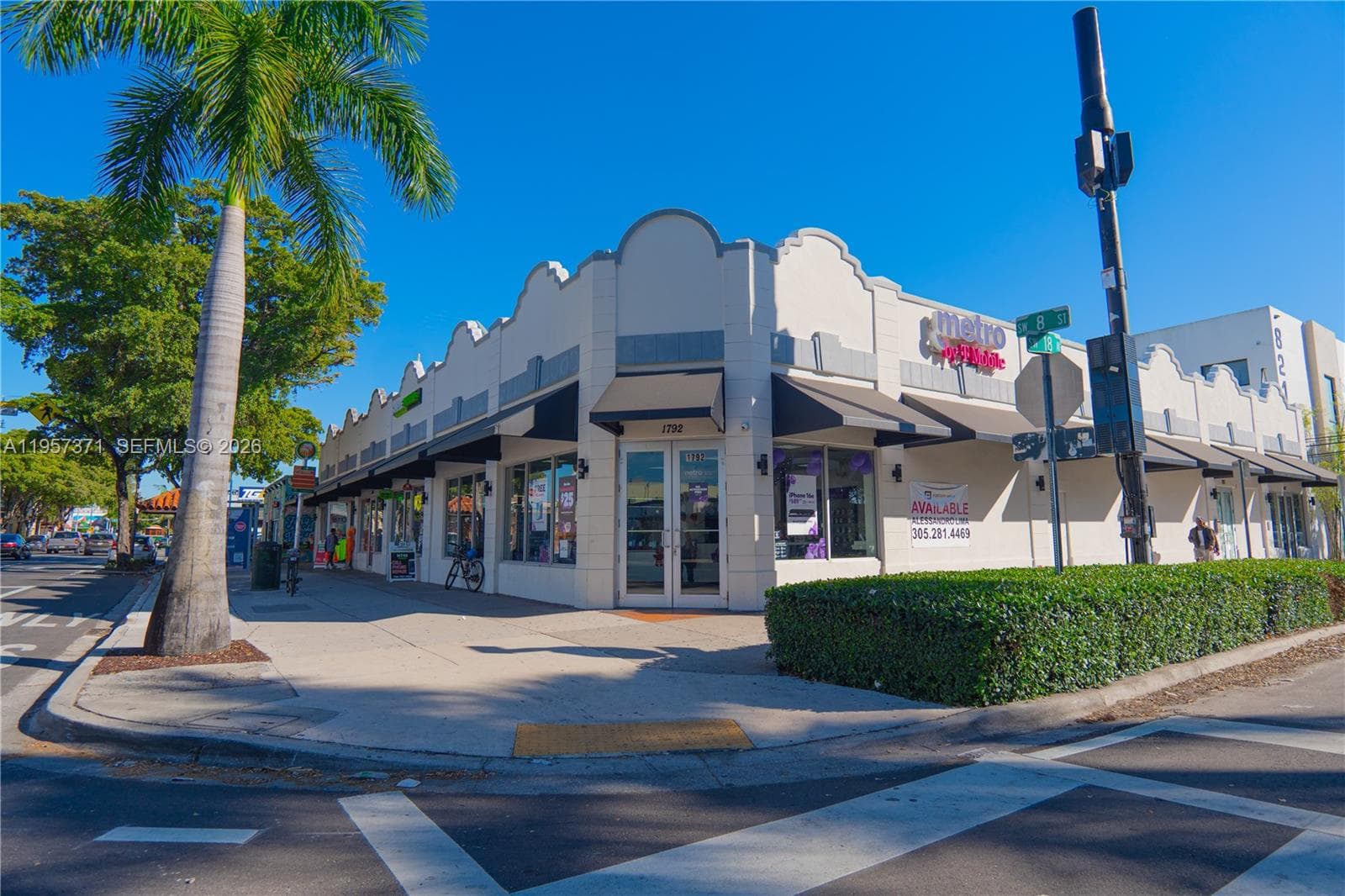 1782 SW 8 st # 1792, Miami FL 33174