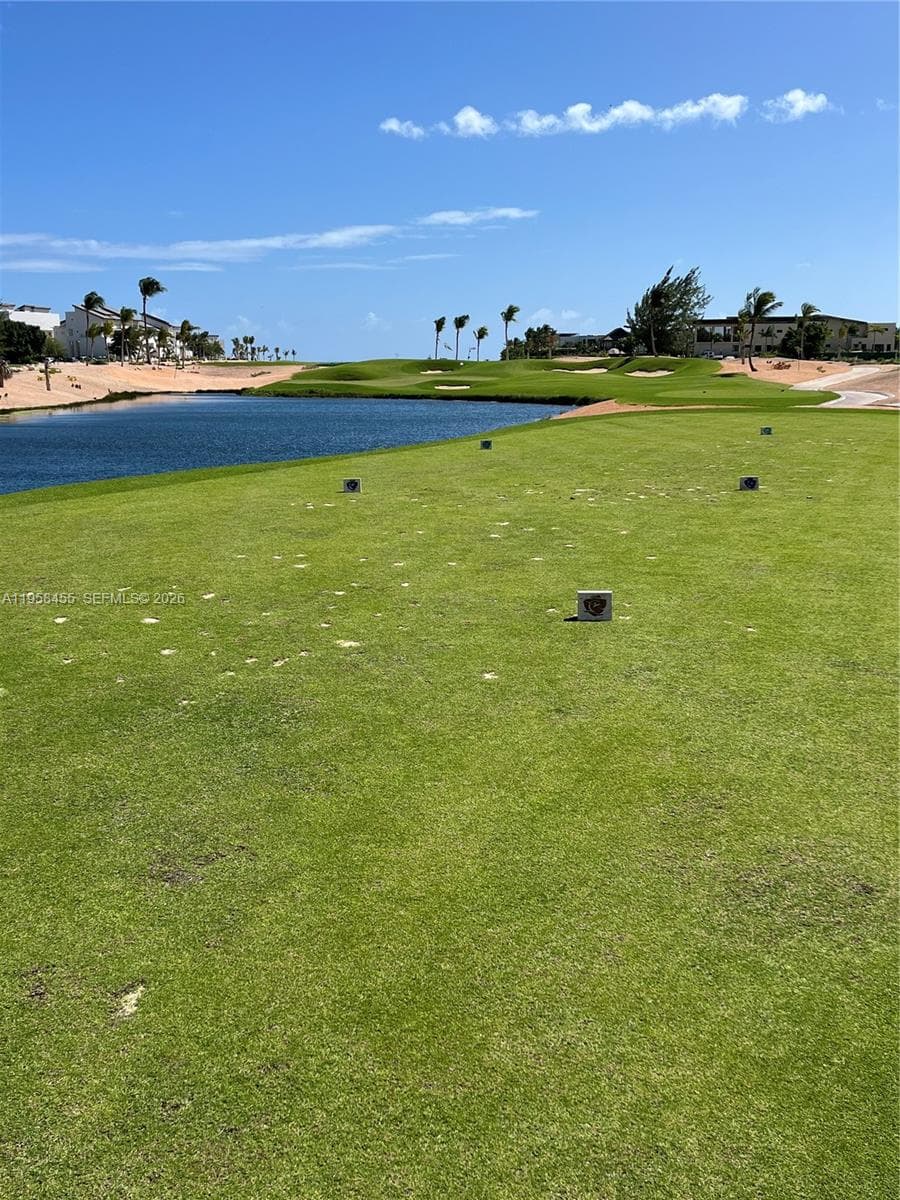 2300 Juanillo Beach, FL