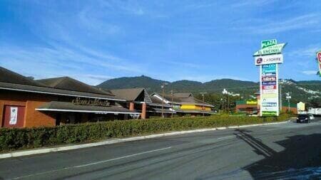 Plaza Encinal