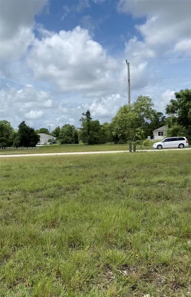 2336 NW 35TH PL, Cape Coral FL 33993