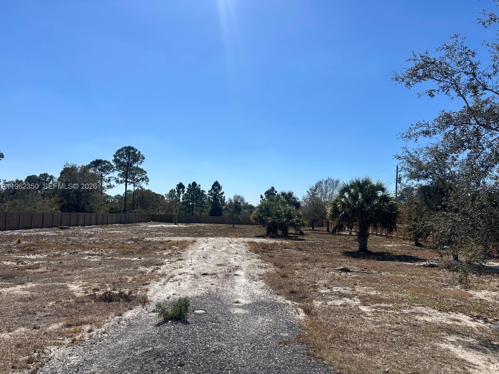 648 Hunting Club Ave, Clewiston FL 33440