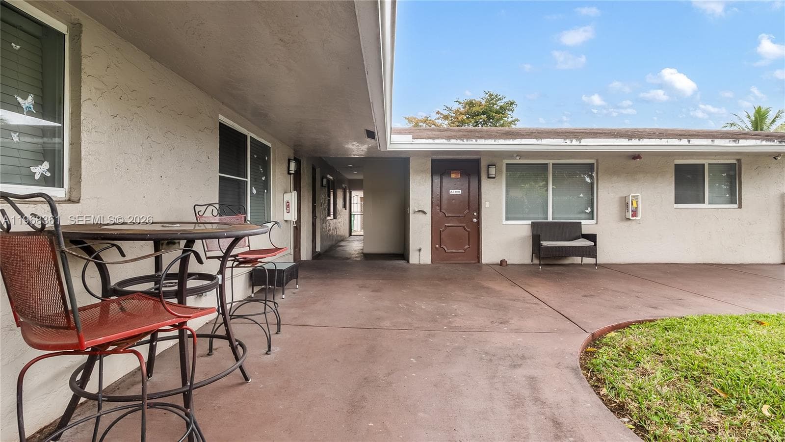 5940 NW 19th Ct, Lauderhill FL 33313