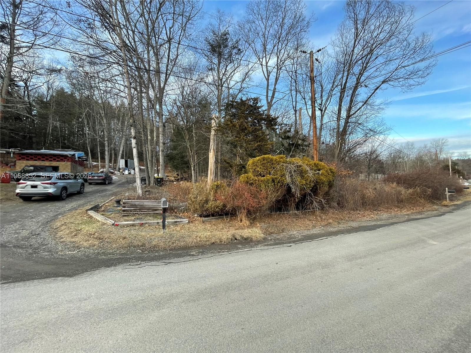 34 Iken Road, NY 12446