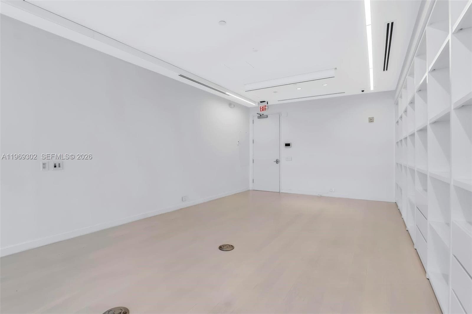 175 SW 7th St # 1715, Miami FL 33130