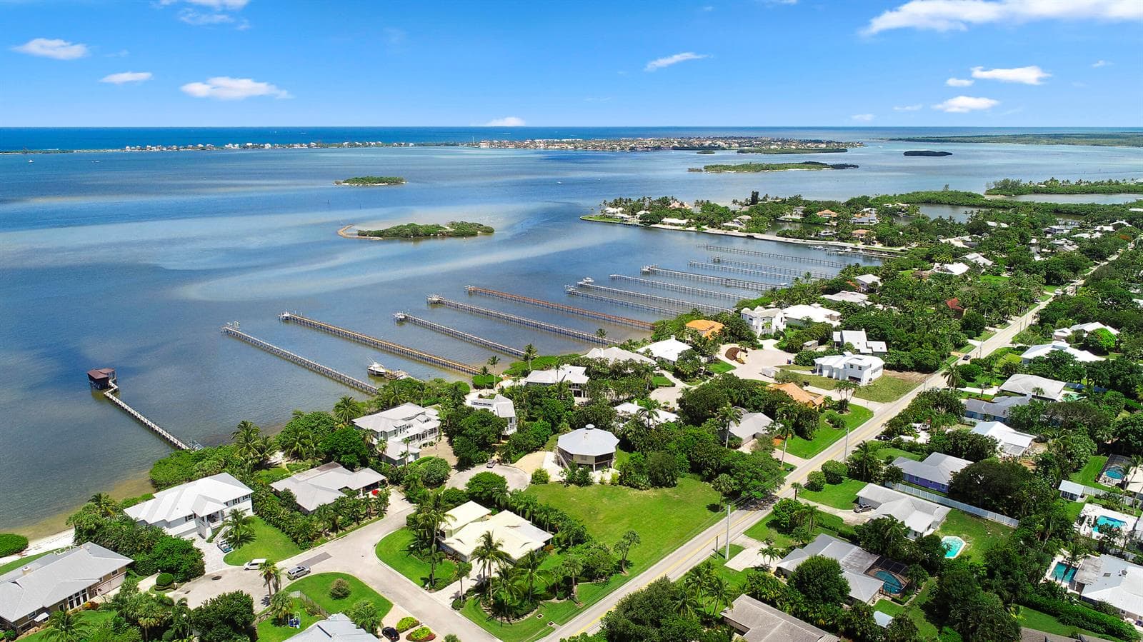 18 Cranes Nest, Sewalls Point FL 34996