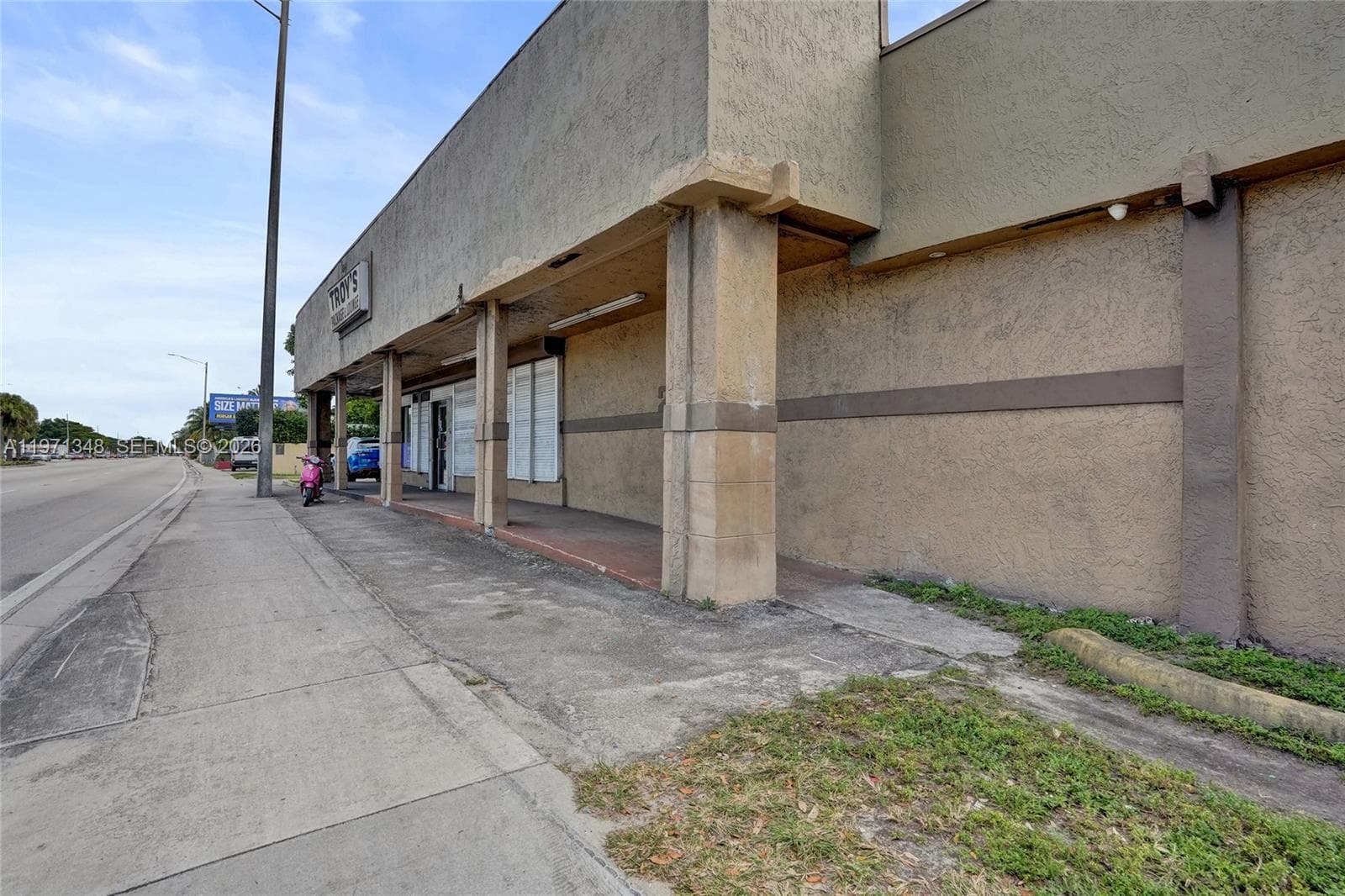 2990 W Sunrise Blvd, Fort Lauderdale FL 33311