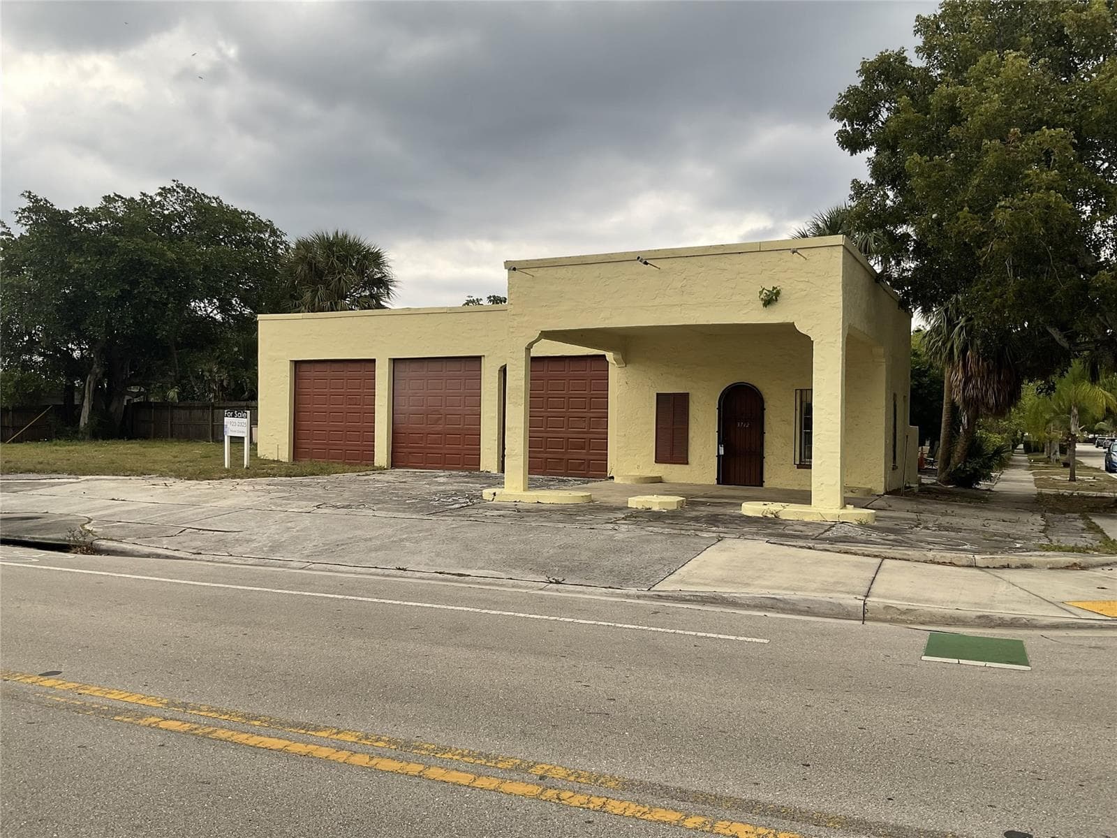 3712 S Olive Ave, West Palm Beach FL 33405