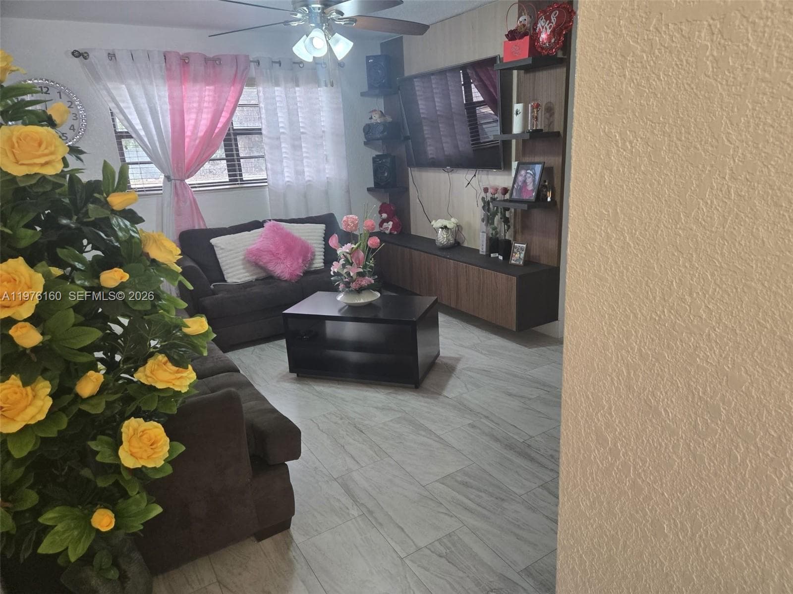 1185 W 27th St, Hialeah FL 33010