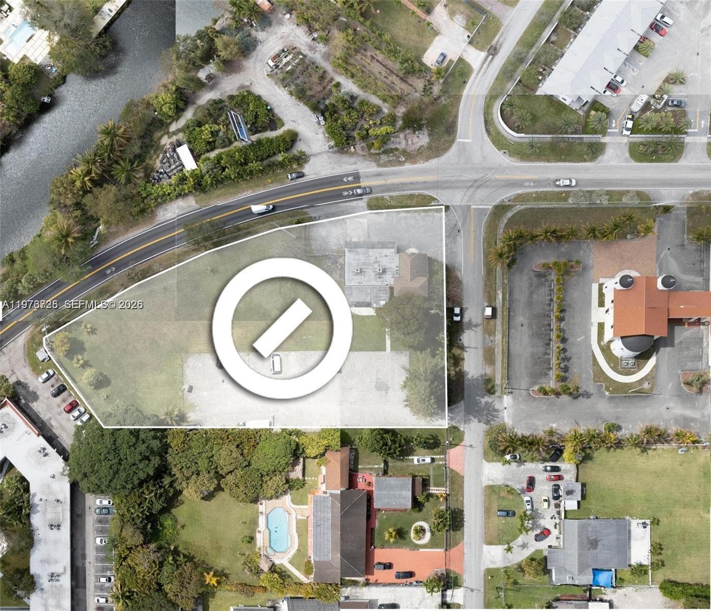 15343 NW 2nd Ave, Miami FL 33169