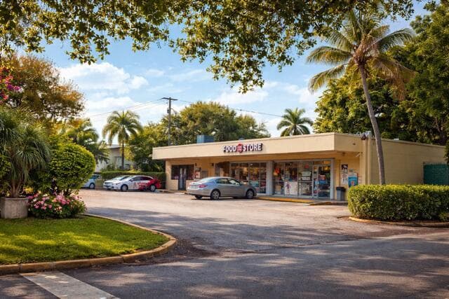 2131 NE 48th Street, Lighthouse Point FL 33064