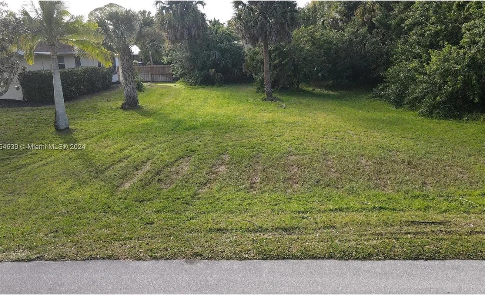 755 38th Court, Vero Beach FL 32968