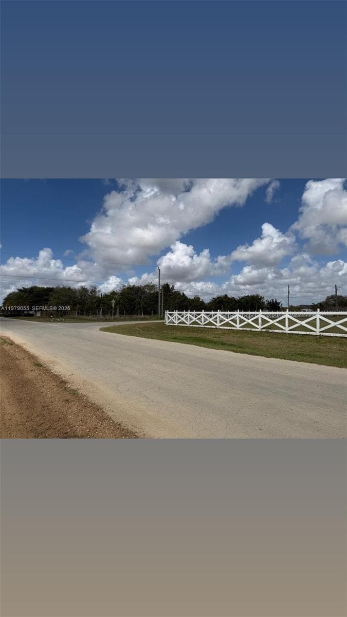 209 Avenue SW 37555, Homestead FL 33034