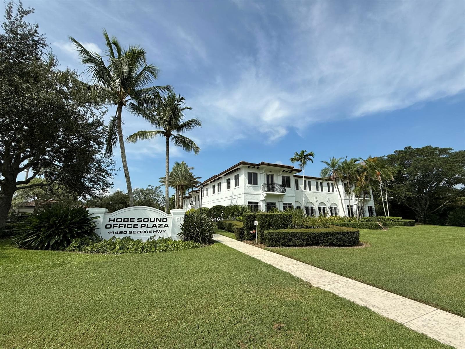 11450 SE Dixie Highway, Hobe Sound FL 33455