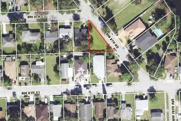 8 NW 8th Ct, Fort Lauderdale FL 33311