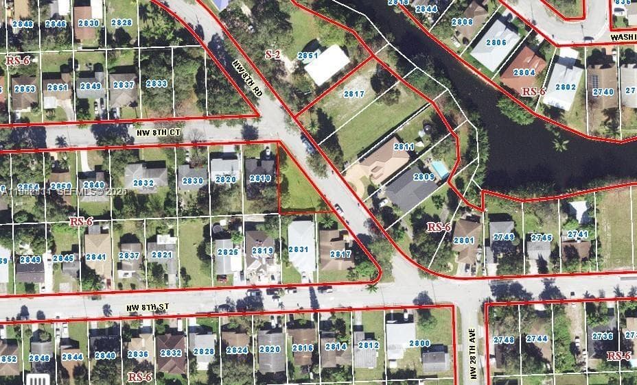 8 NW 8th Ct, Fort Lauderdale FL 33311