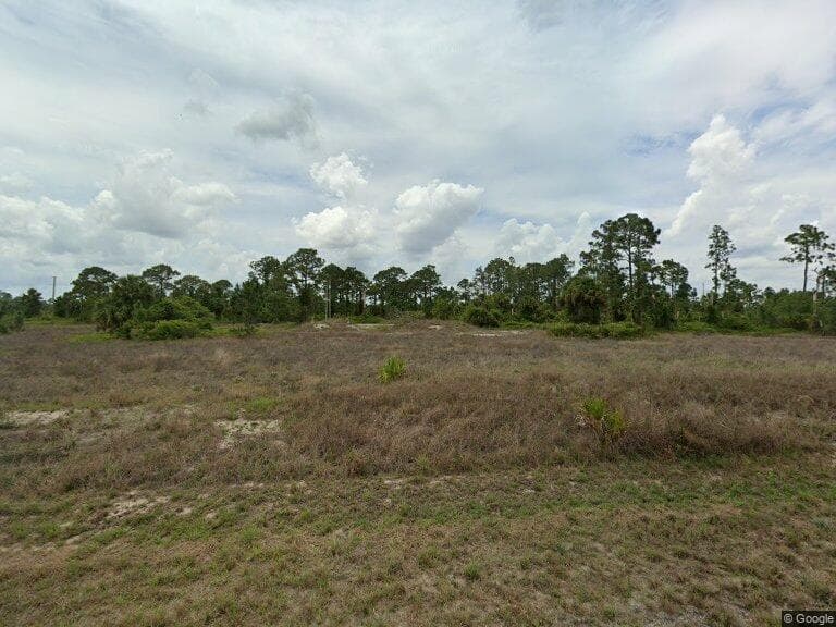 654 Mulberry Avenue S, Lehigh Acres FL 33974