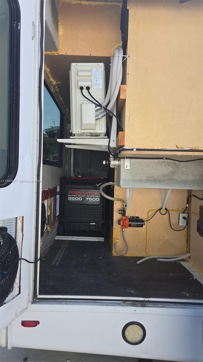MOVIL SPA SW FOR SALE, Miami FL 33145