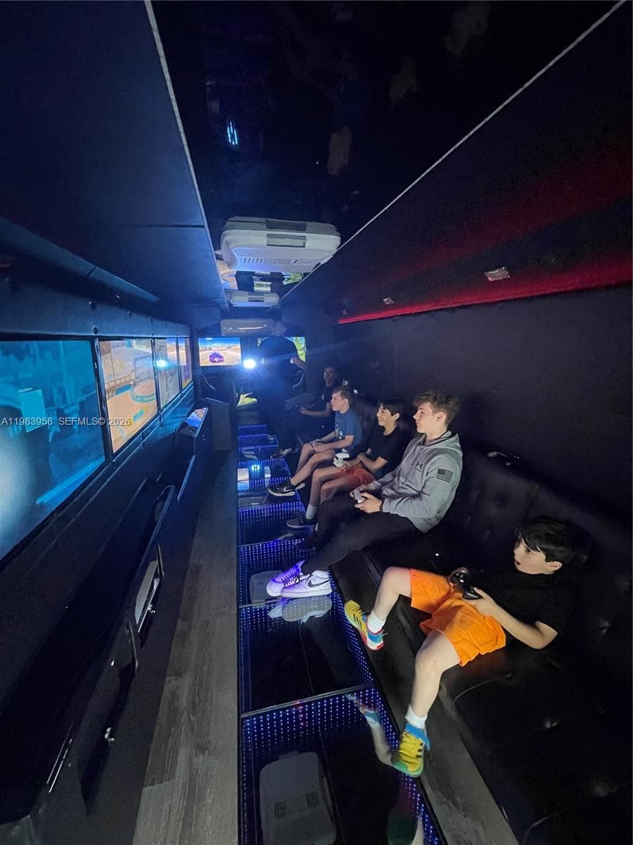 GAMING BUS BUSINESS SW FOR SALE, Cutler Bay FL 33190