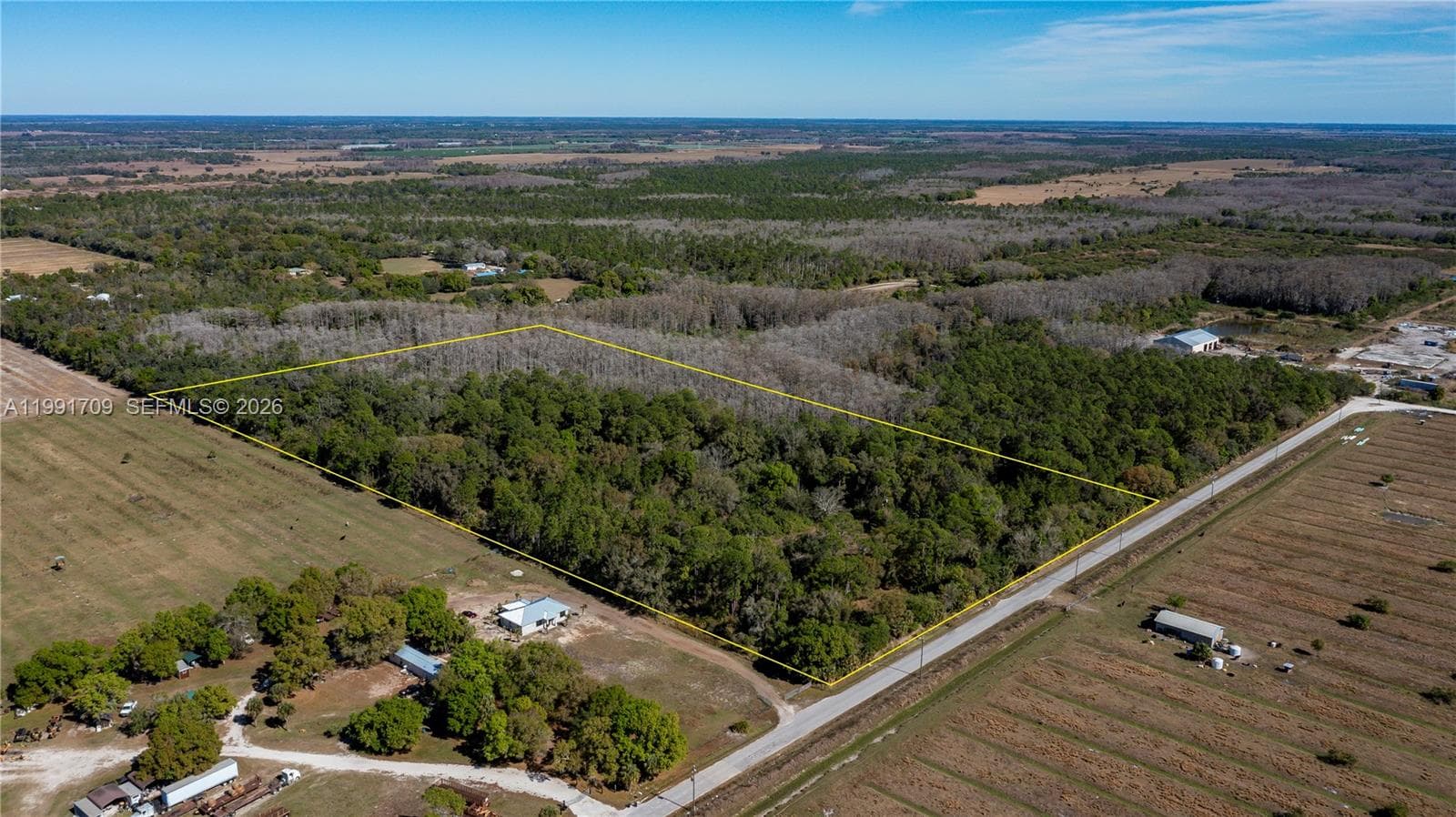 850 G RD, La Belle FL 33935