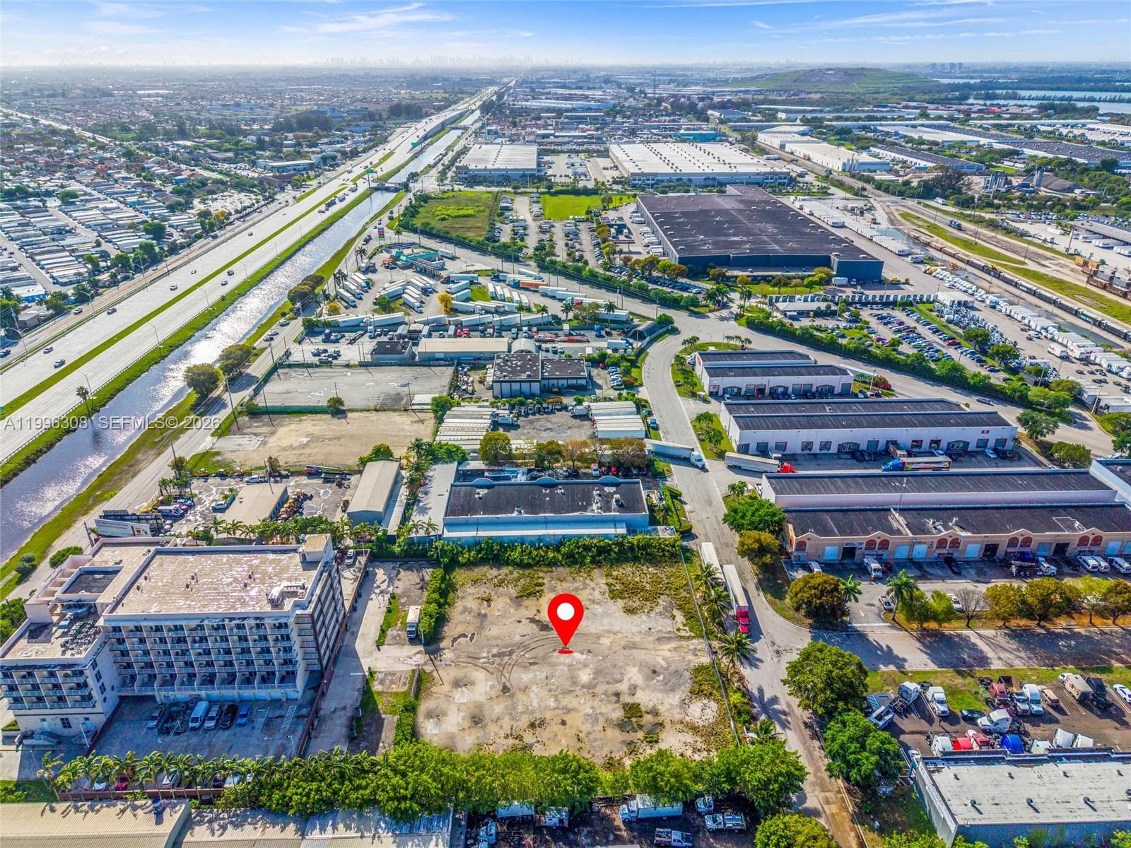 10633 NW 123rd St Rd, Medley FL 33178