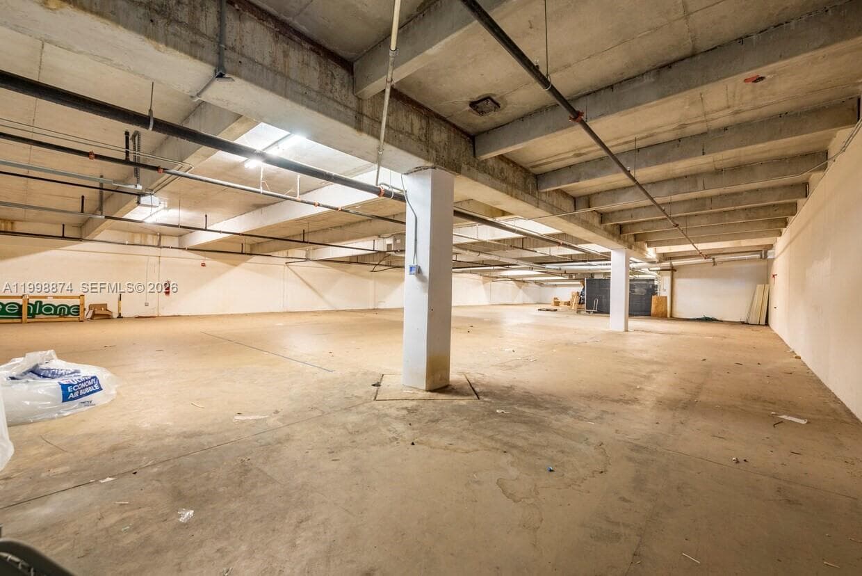 1095 NW Broken Sound Pkwy NW, Boca Raton FL 33487