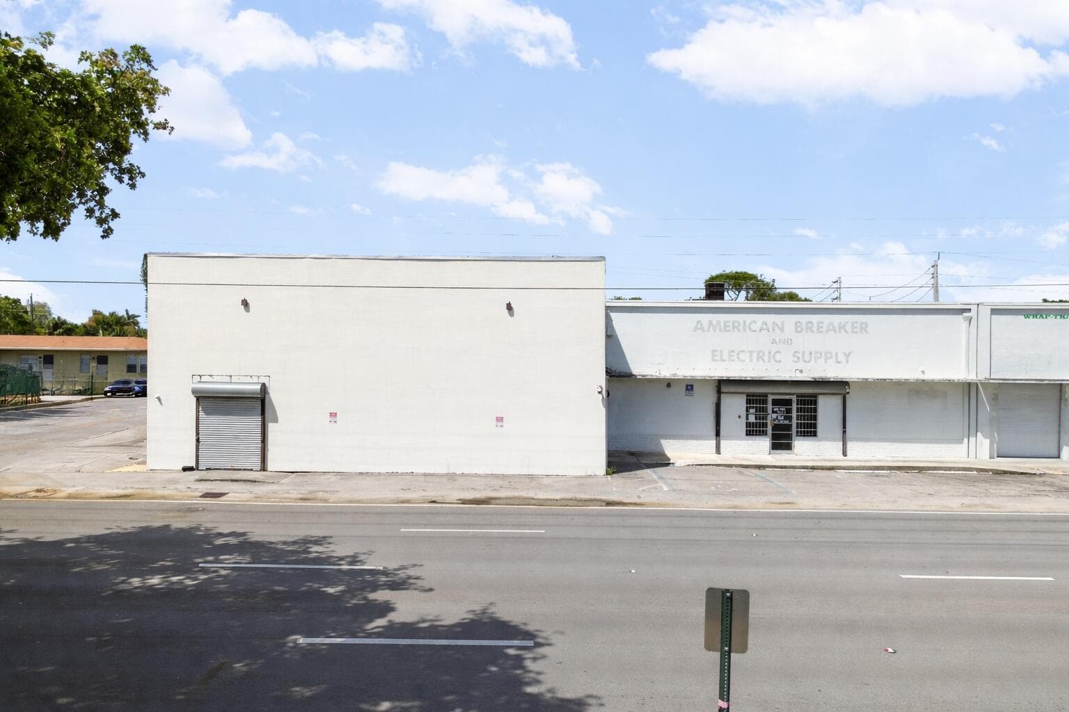 1800 N Dixie Highway, Hollywood FL 33020