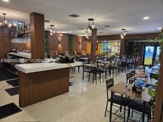 Miami Springs, FL, 33166