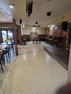 Miami Springs, FL, 33166