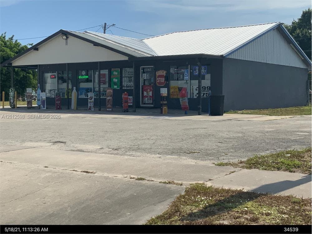 Clewiston, FL, 33440
