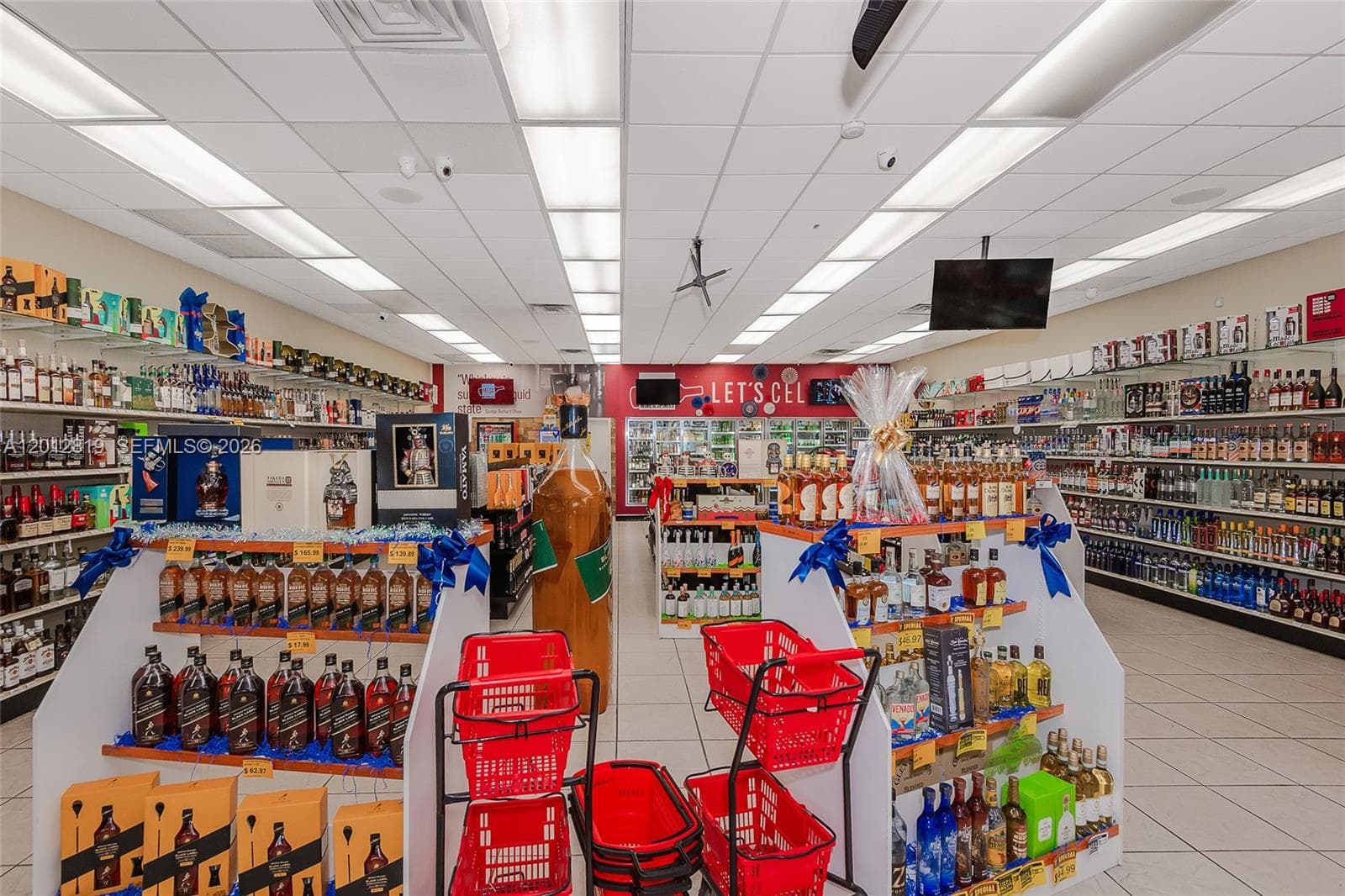 3941 NW 7 ST, Miami FL 33126