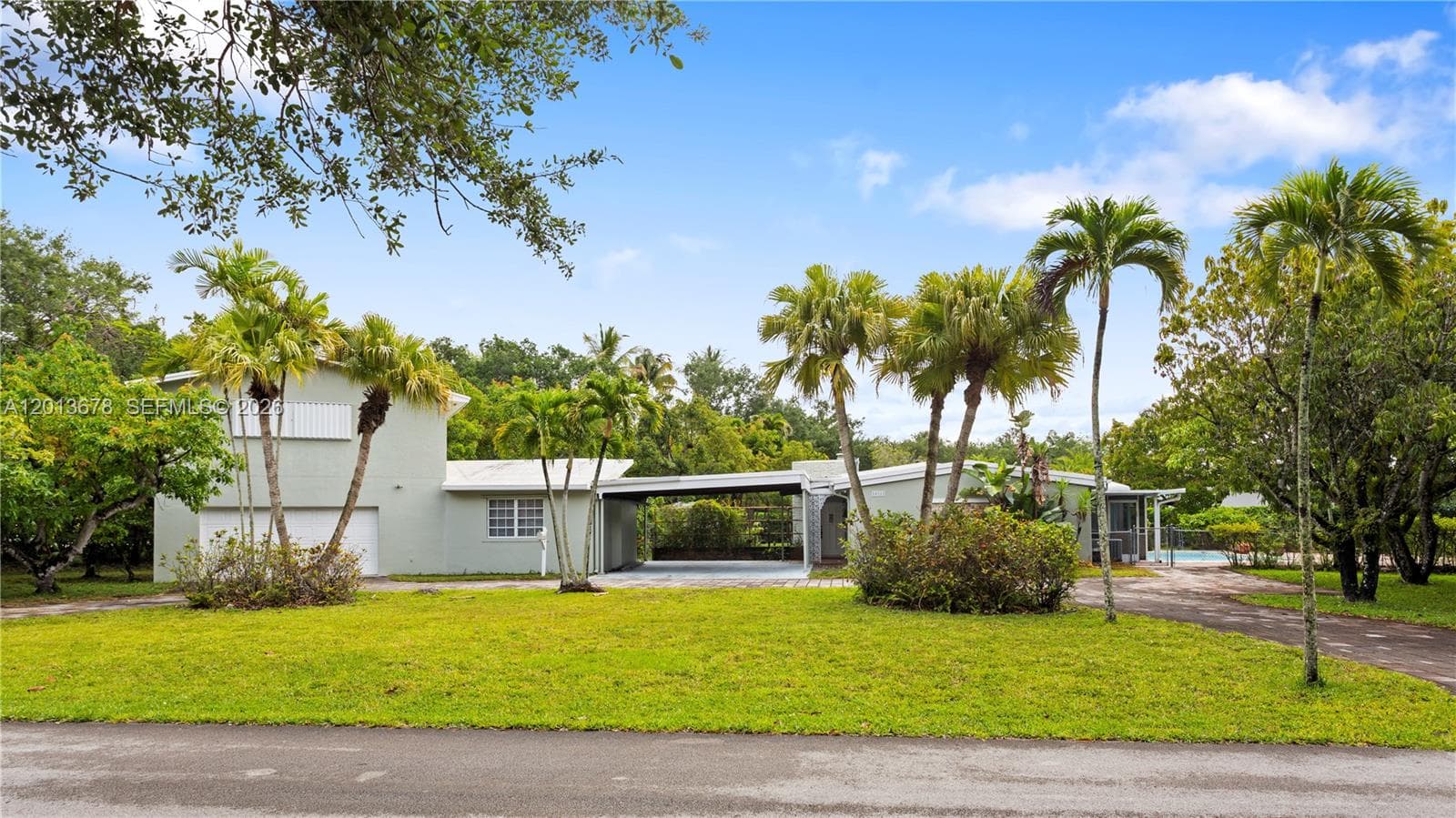 10851 SW 68th Ave, Pinecrest FL 33156