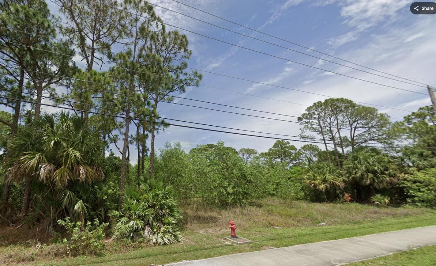 325 NW Prima Vista Boulevard, Port St. Lucie FL 34983