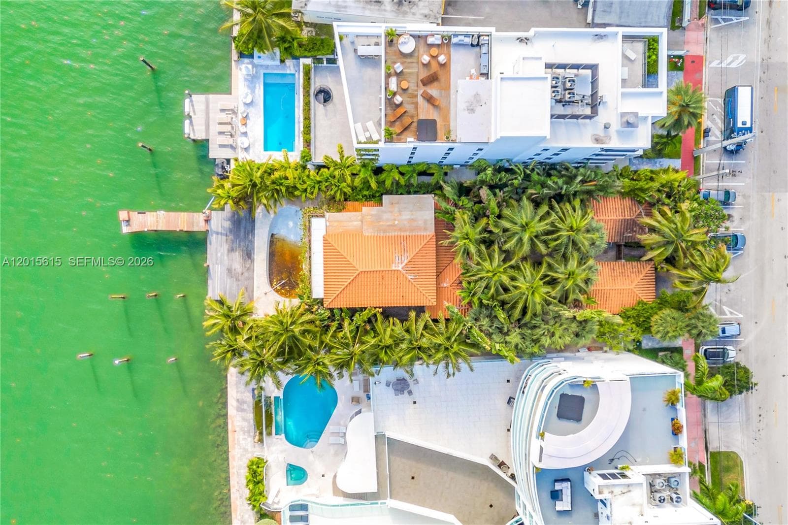 1920 Bay Dr, Miami Beach FL 33141