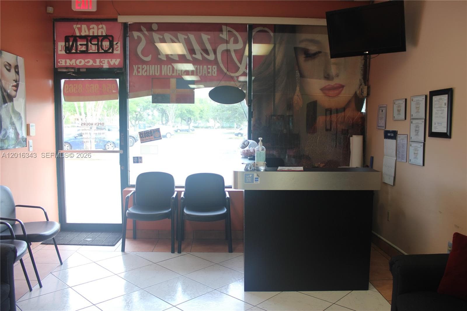 6647 Taft St, Hollywood FL 33024