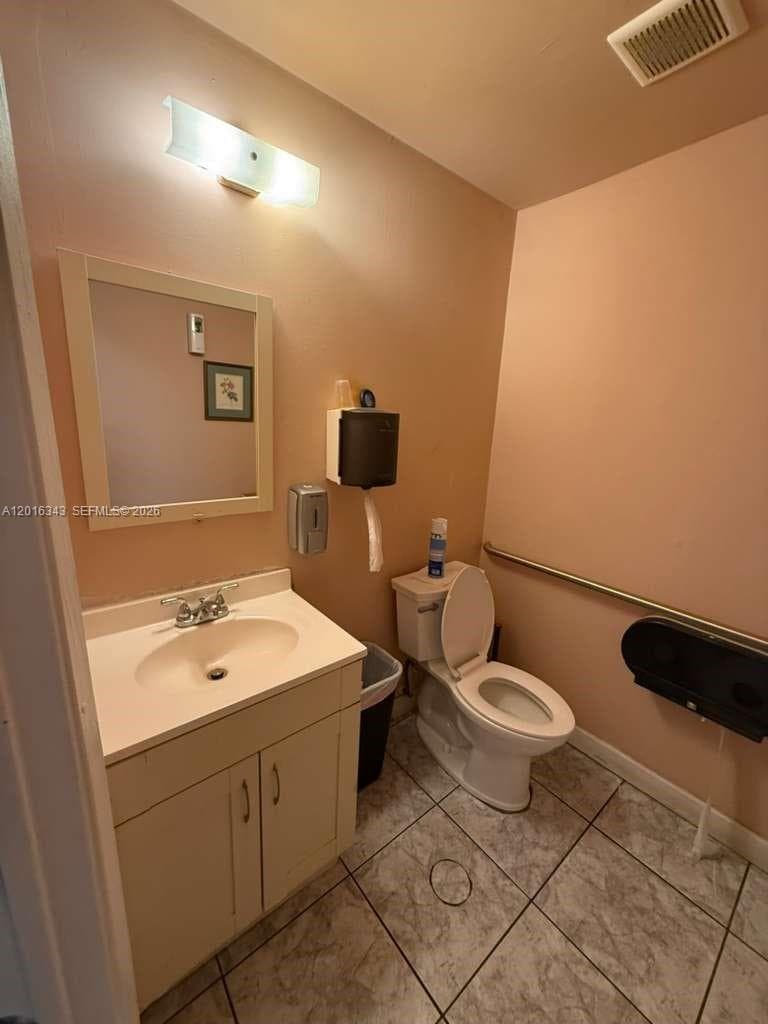 6647 Taft St, Hollywood FL 33024