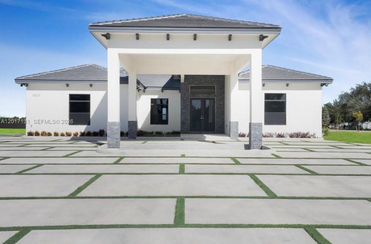 sw 246 sw 187 Ave, Miami FL 33031