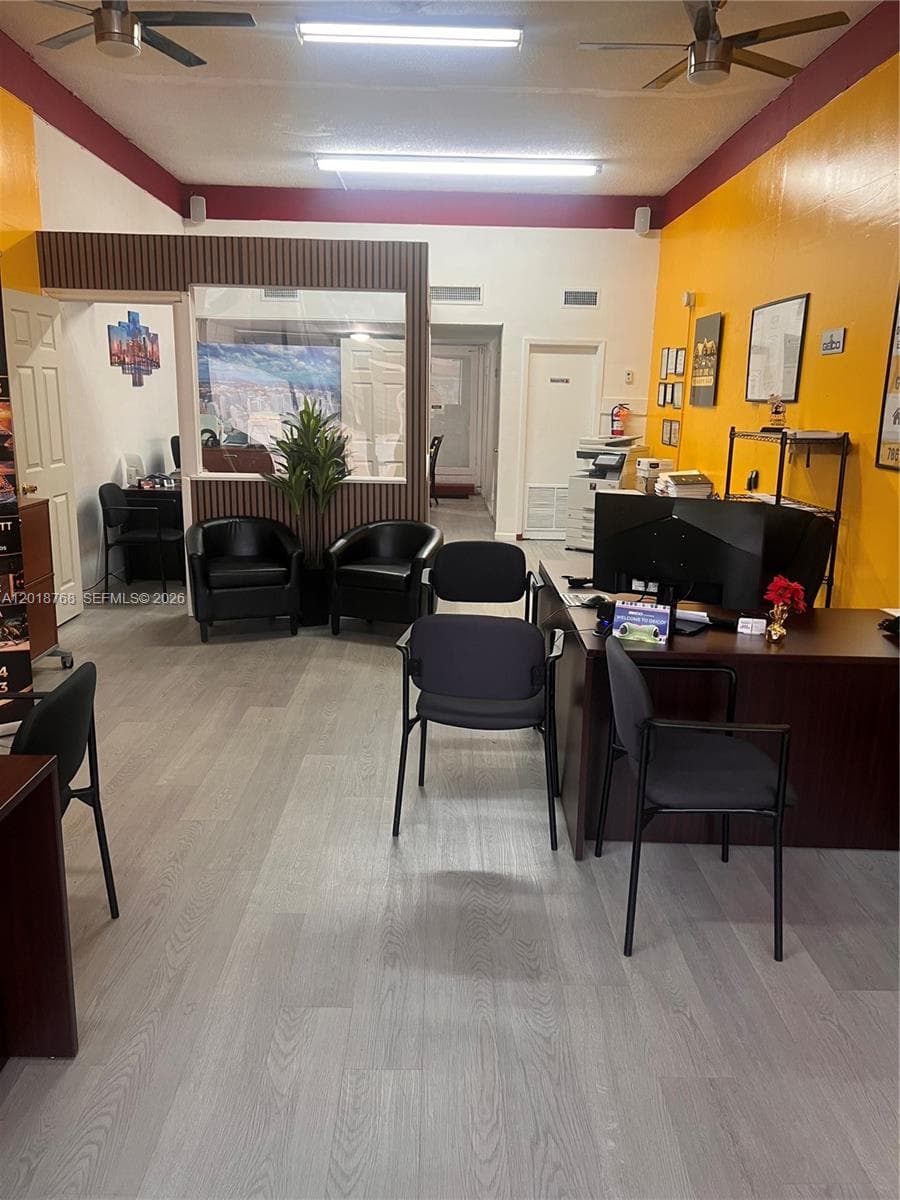 402 NW 27 Ave, Miami FL 33125