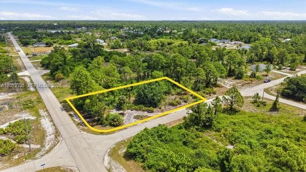 911 Sterling, Lehigh Acres FL 33974