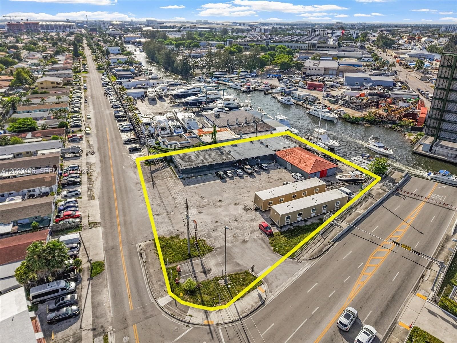 3066 NW River Dr, Miami FL 33142