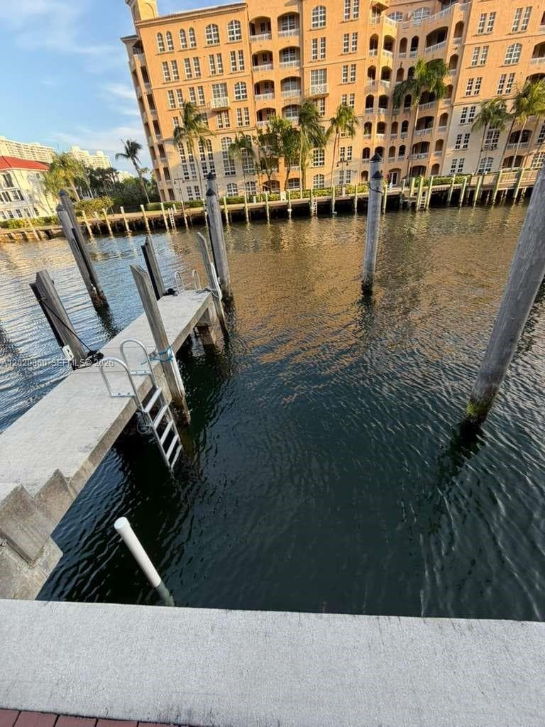 2950 NE 188th St #27, Aventura FL 33180