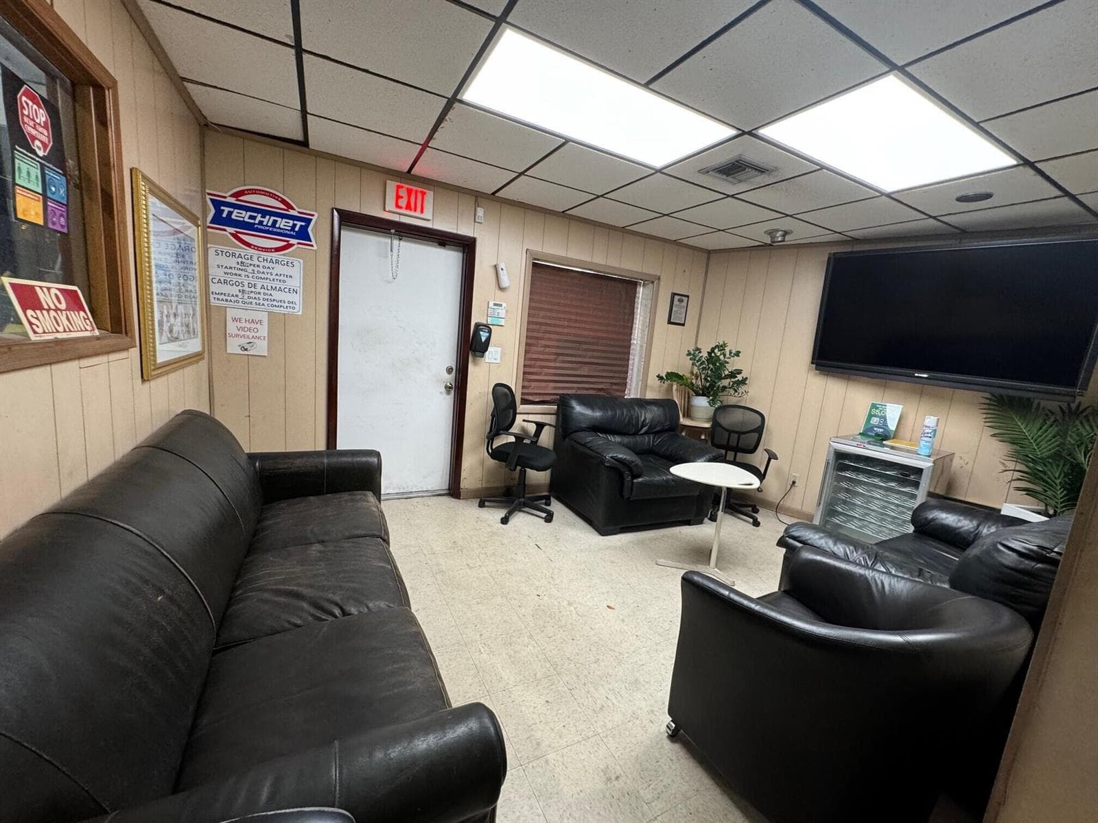 Customer lounge area