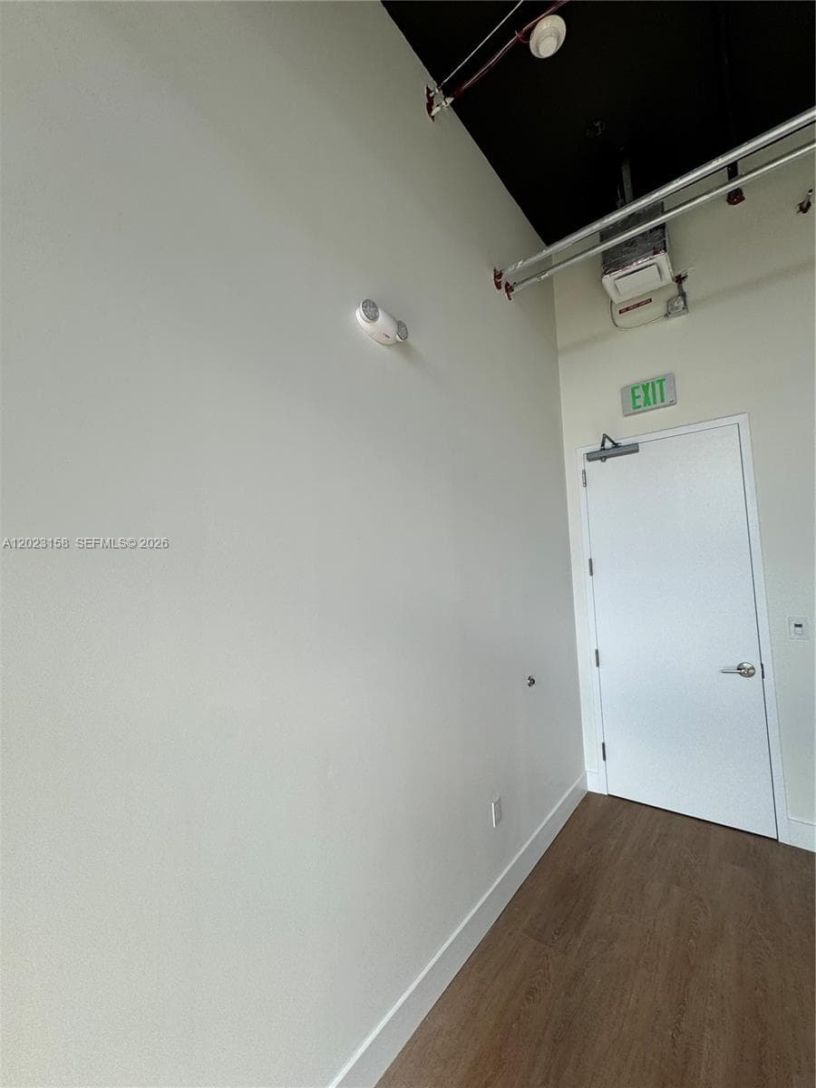 21290 Biscayne Blvd # 208, Aventura FL 33180