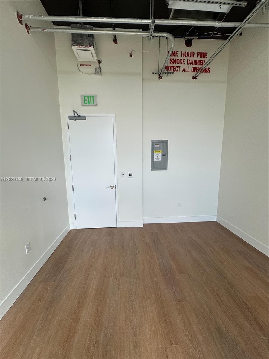 21290 Biscayne Blvd # 208, Aventura FL 33180