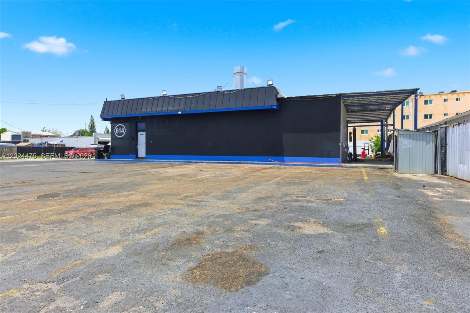 612 N Dixie Hwy, Hollywood FL 33020