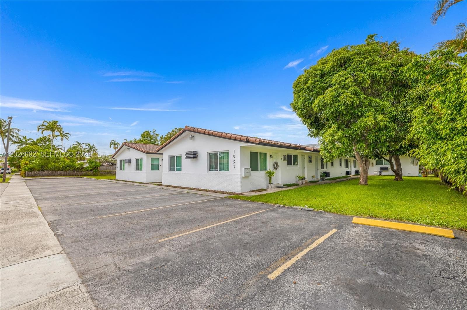 1927/1929 Roosevelt St # 10, Hollywood FL 33020